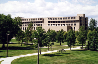 里賈納大學(xué)2024年世界大學(xué)排名