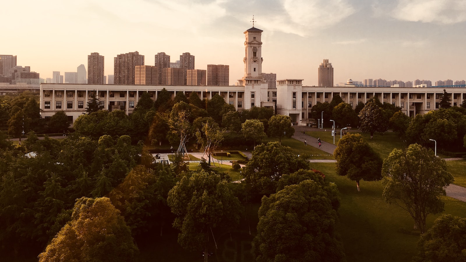 希臘大規(guī)模遷移難民
