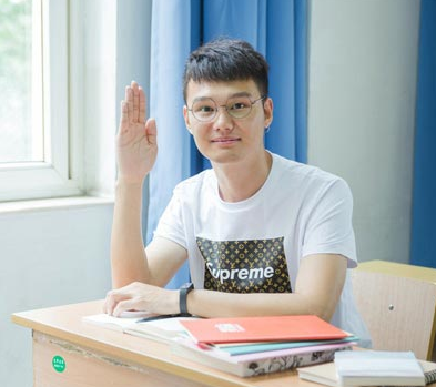 考研培訓學生